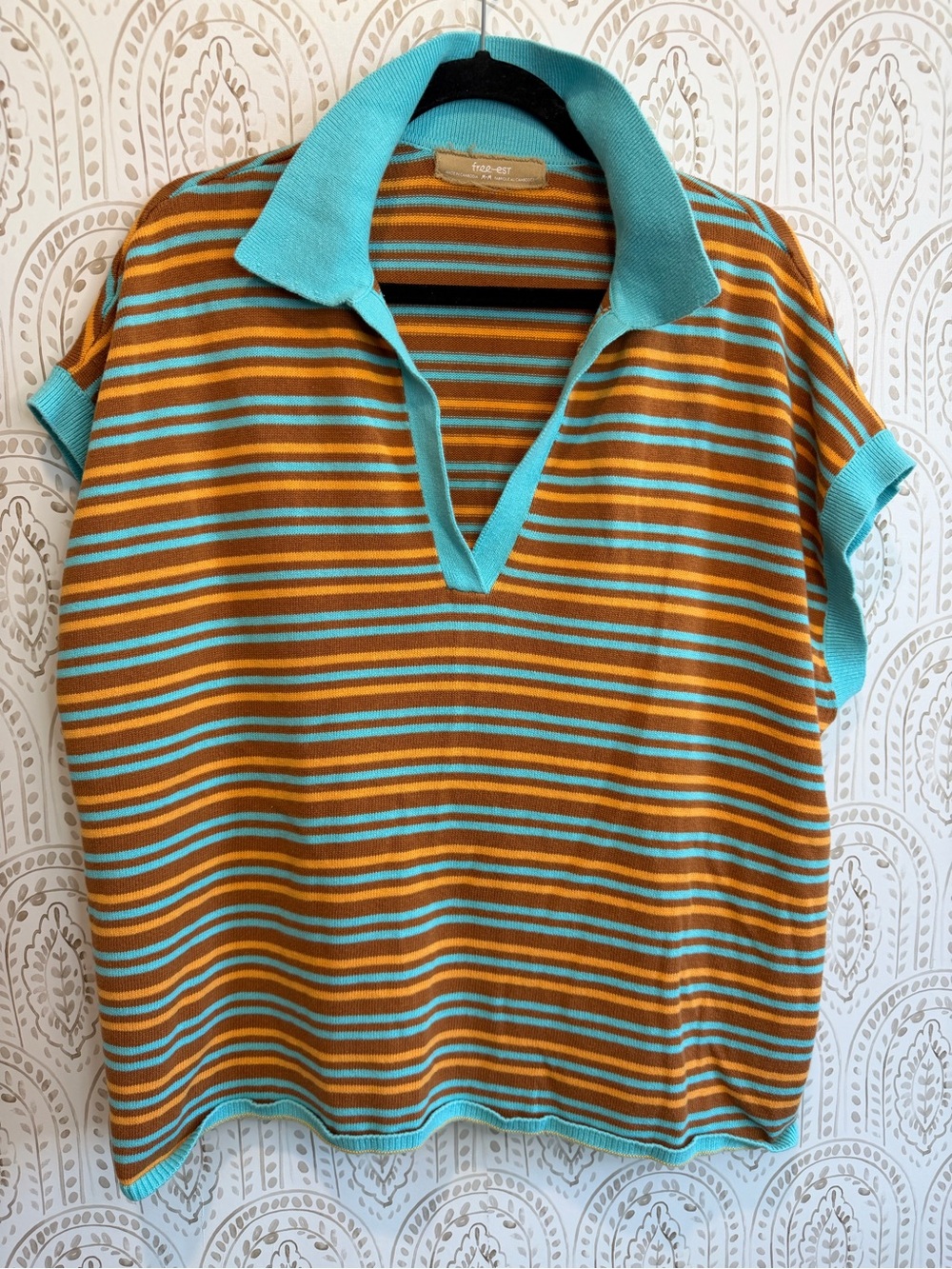 Free People Miller Sweater V Neck Top size Medium Striped 100% Cotton Blouse - Picture 3 of 9